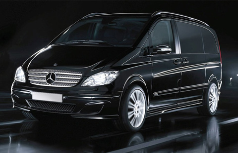 Mercedes-Benz Viano big-1