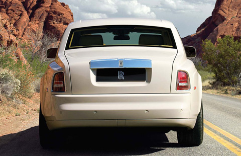 Rolls-Royce Phantom big-3